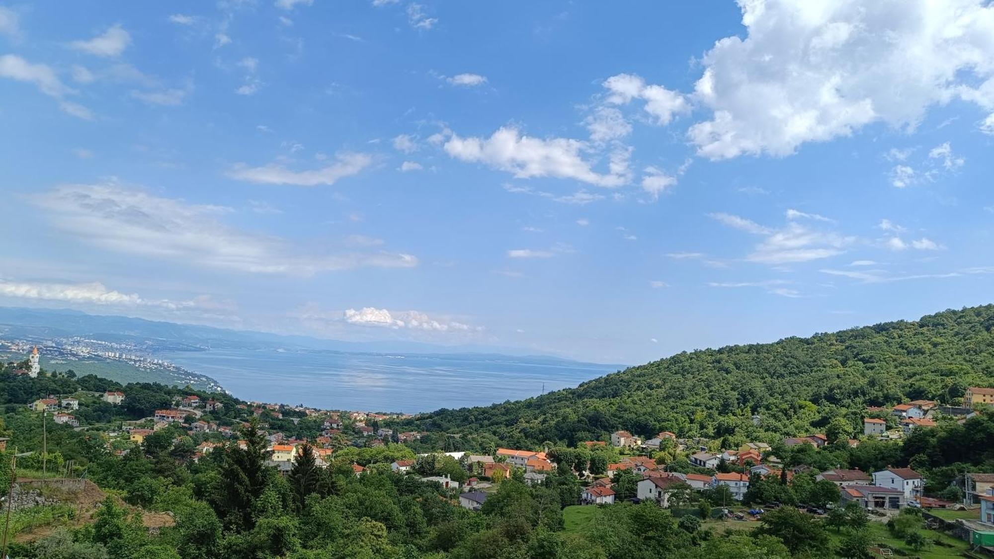 Apartment Miro- 5 Km From Opatija Matulji Exterior foto