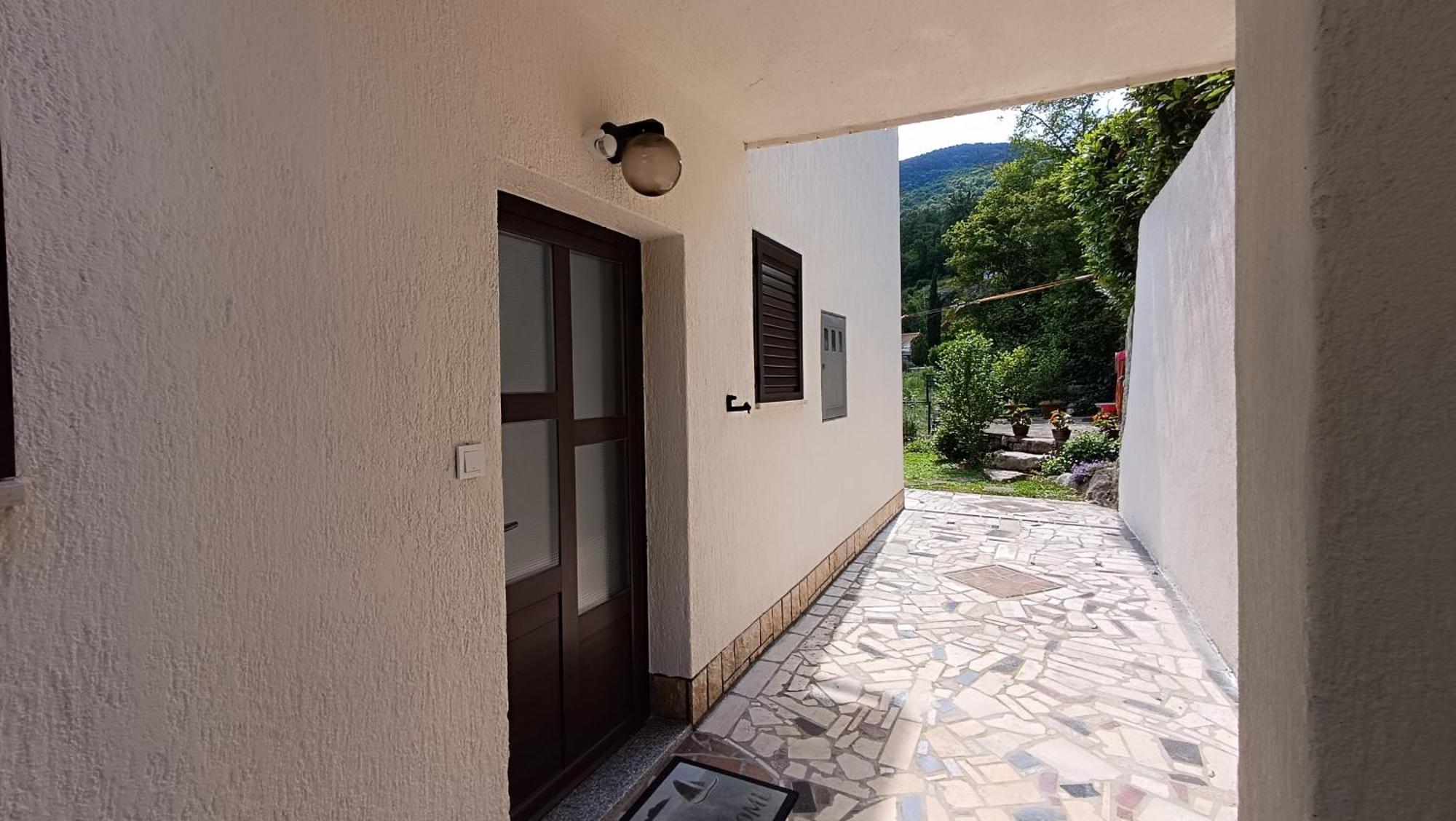 Apartment Miro- 5 Km From Opatija Matulji Exterior foto
