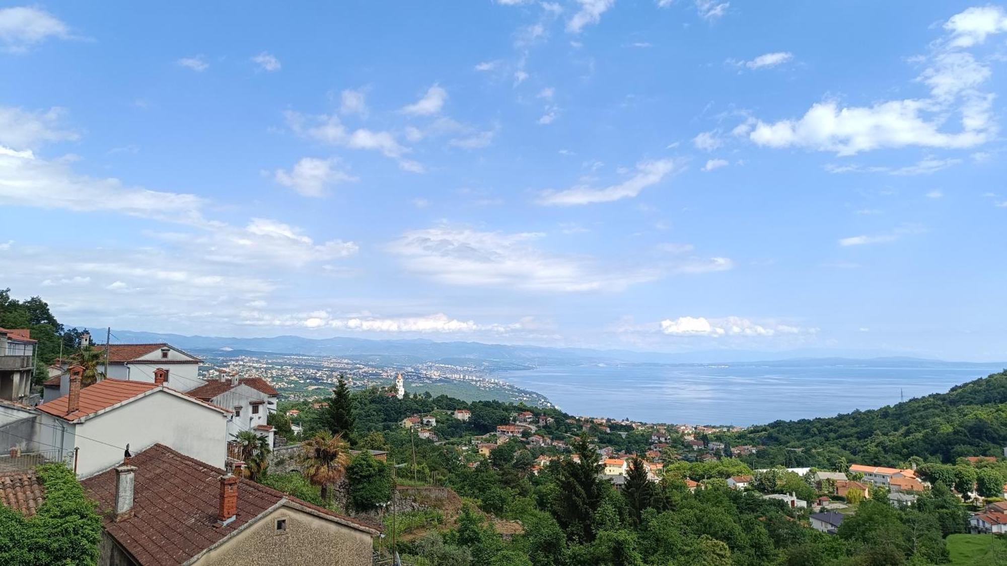 Apartment Miro- 5 Km From Opatija Matulji Exterior foto